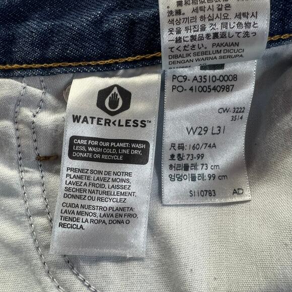 Levi’s Women’s 94’ Baggy Size 29x31 Straight Fit High Rise Wide Leg Jeans - Picture 3 of 7